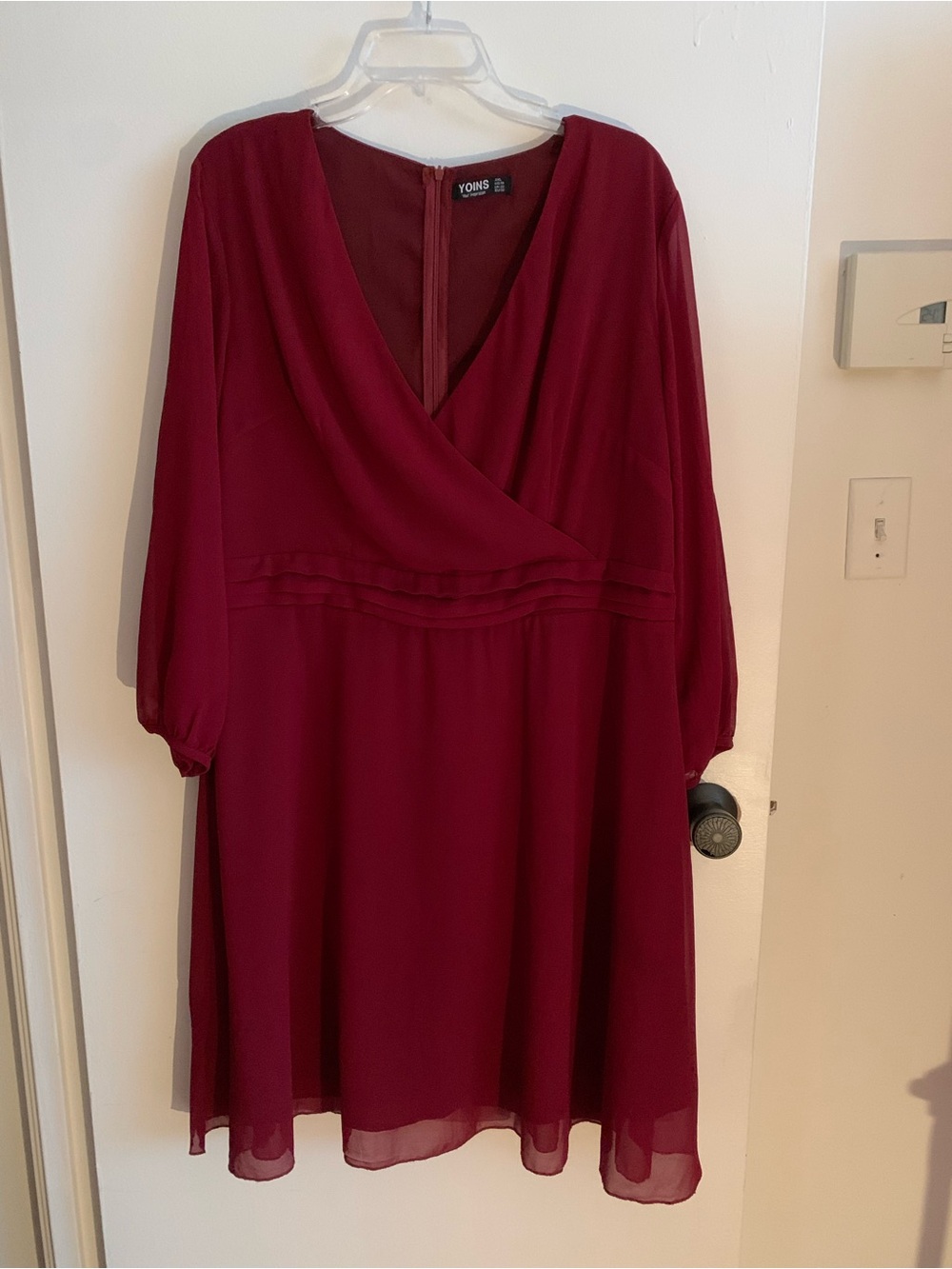 Yoins , Beautiful flowy & Dressy chiffon Wine Red V-Neck Midi Dress size 2X